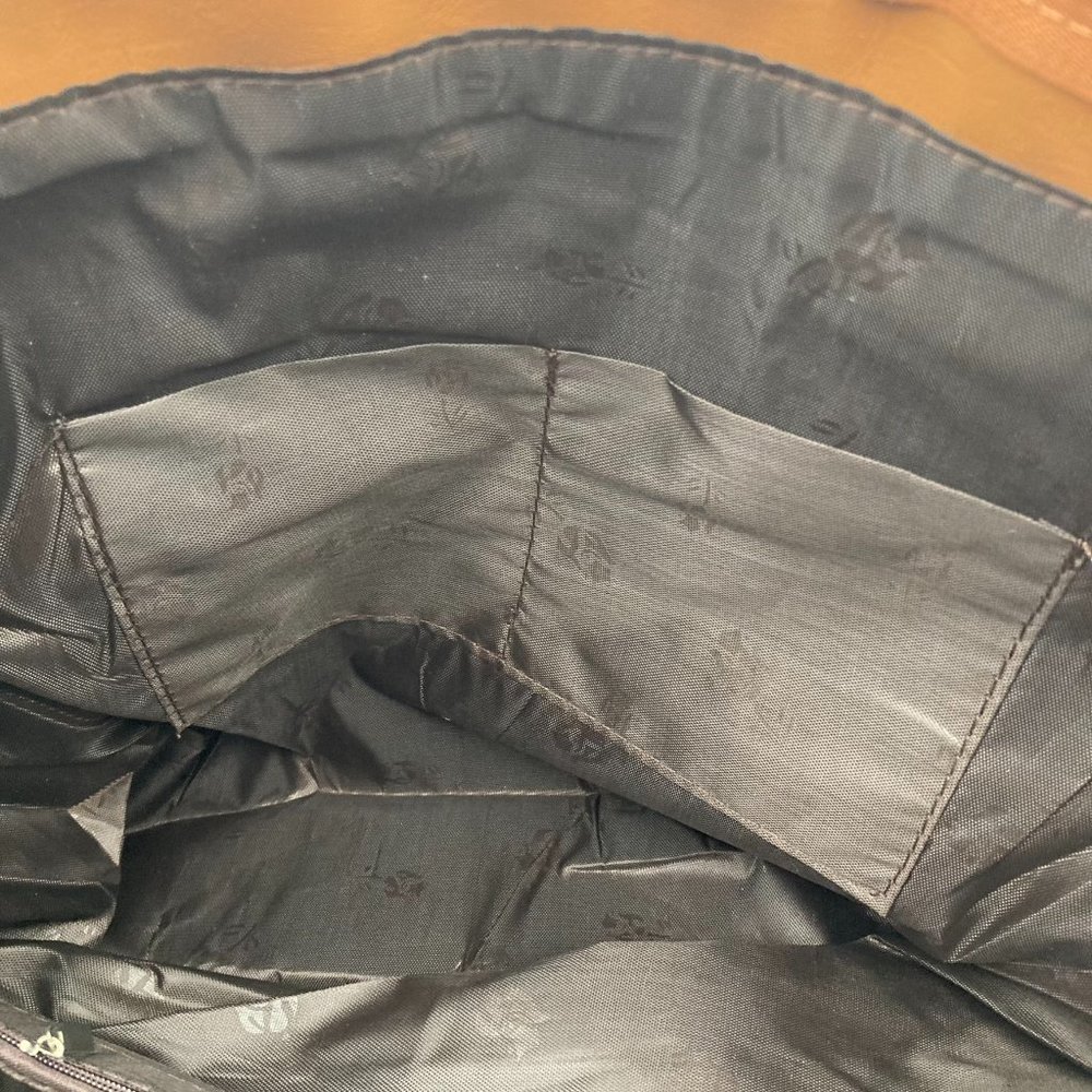 Weimeibaige Large Purse - Picture 8 of 10